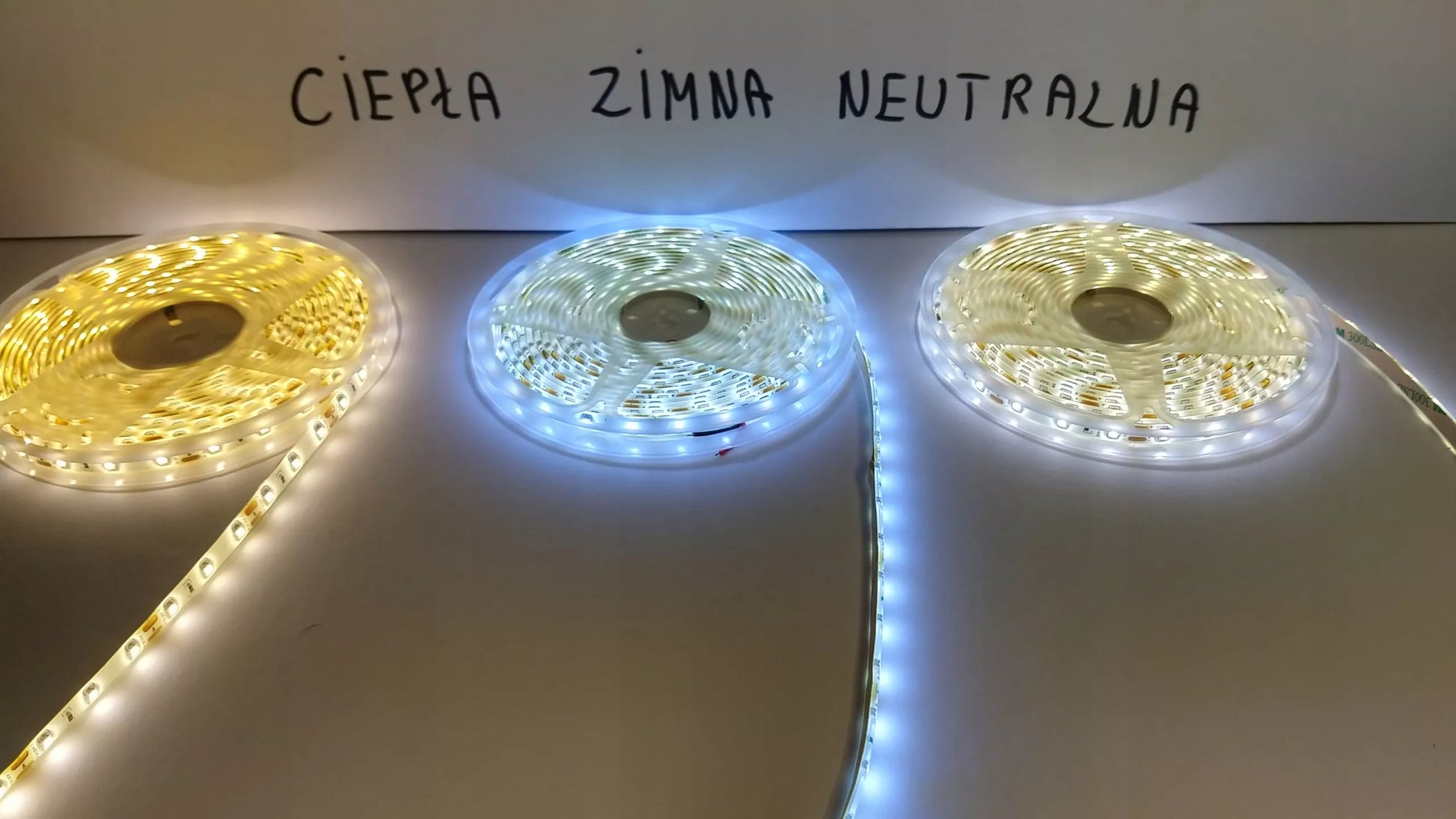 Vonios veidrodis apvalus Koło sieninis LED 100 cm natūrali spalva