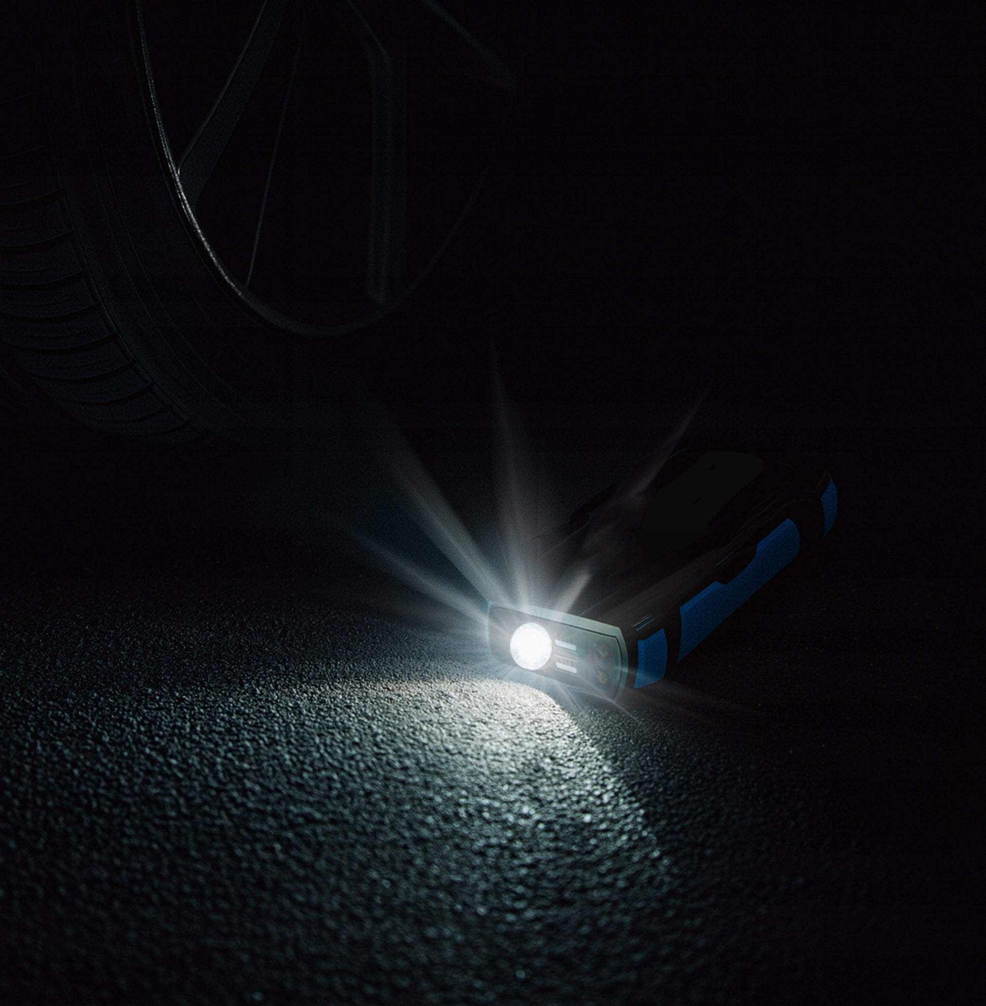 Galingas startuolis 2000A, Powerbank, LED, Užvedimo įrenginys 12000mAh