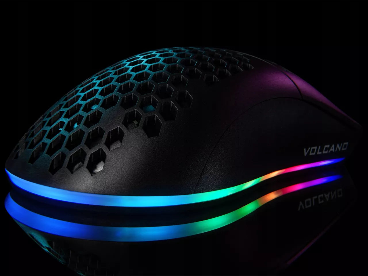 Laidinė žaidimų pelė - RGB apšvietimas - Optinis jutiklis 12400 DPI