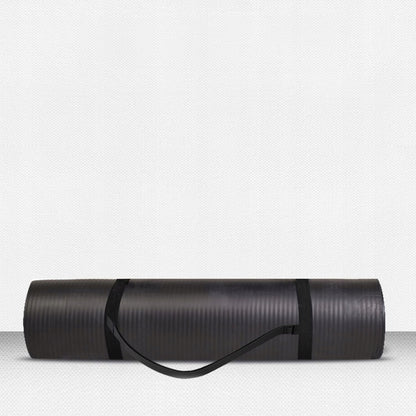 Guminis jogos ir pilateso kilimėlis treniruotėms sporto salėje