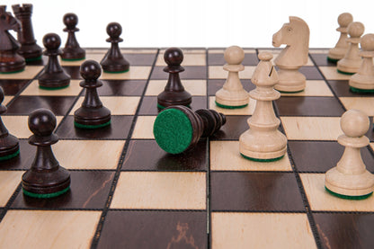 Medinė šachmatų lenta – 40 × 40 cm