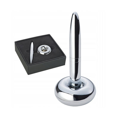 Modernus metalinis rašiklis su magnetiniu stovu