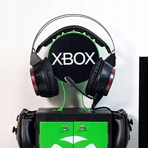 NUMSKULL XBOX LOGO Stovas 4 valdikliams, 10 žaidimų, 1 ausinės Gaming Locker
