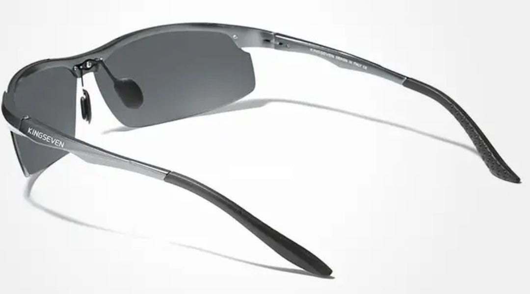 Vyriški akiniai nuo saulės KINGSEVEN POLIARIZACINIAI UV400 RINKINYS + DĖKLAS