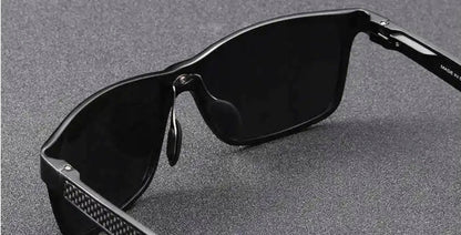 Vyriški saulės akiniai KINGSEVEN – poliarizuoti UV400, rinkinys su dėklu