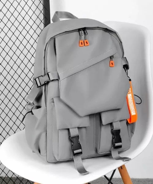 Vyriska kuprinė 15,6″ laptopui – pilka, miesto, sportinė, darbui ir mokyklai