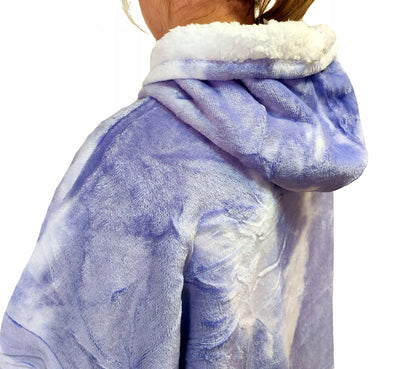 Negabaritinė antklodė su gobtuvu, oversize džemperis 2 viename – raštuota antklodė-džemperis