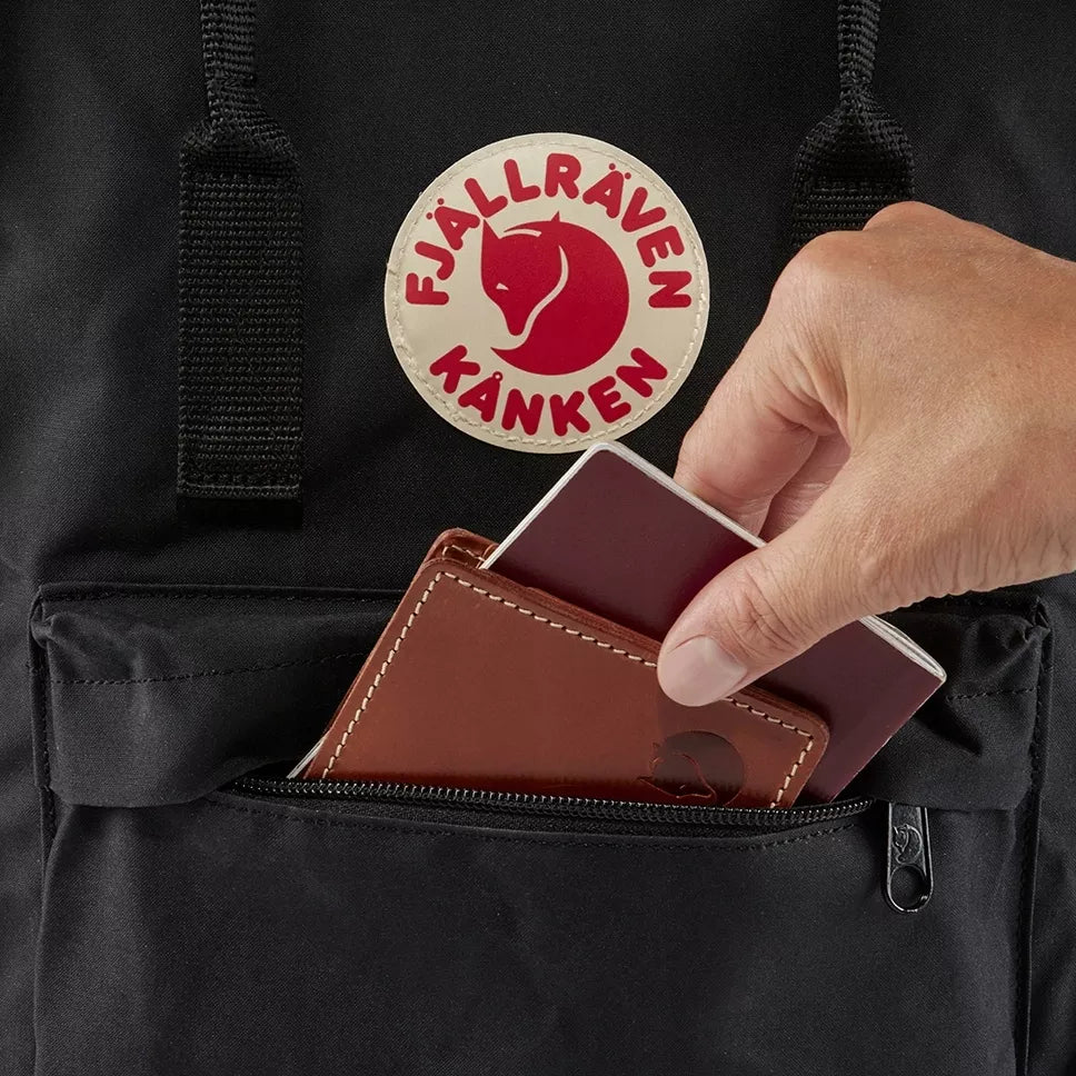 Fjallraven Kanken kuprinė 16 L - Juoda 550