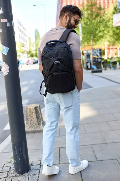 Profesionali, tvirta, didelė A4 darbo kuprinė su skyriumi 15,6 colių nešiojamam kompiuteriui Beltimore