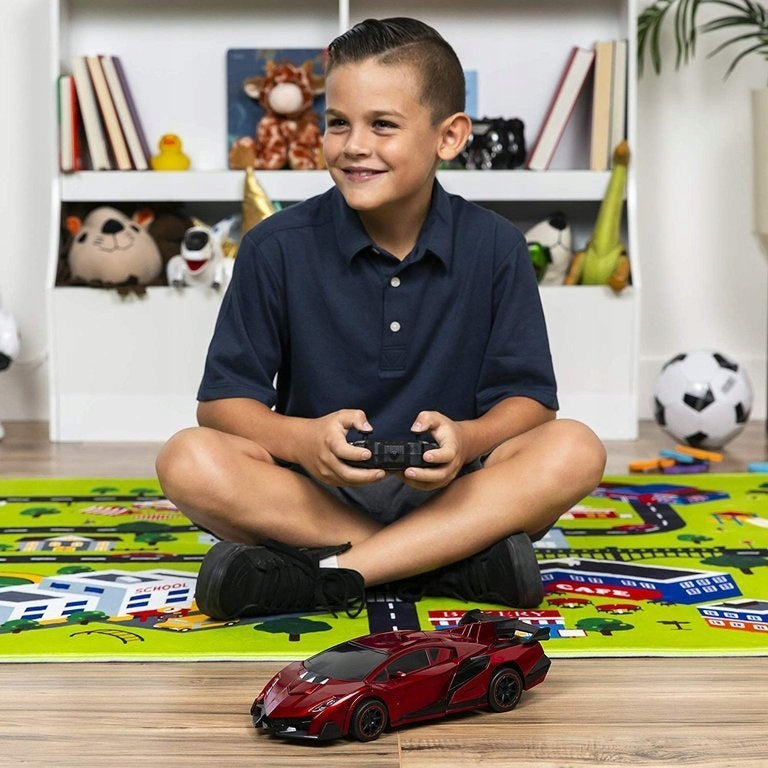 ROBOTAS AUTOMOBILIS LAMBORGHINI 2 viename AUTOBOT NUOTOLIU VALDOMAS SU PILOTU Įkrovimas