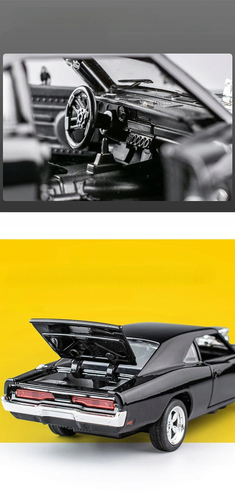 Kolekcionierinis automobilis 1:32 - DODGE CHARGER 1970, su stoveliu, dėžute, LED ir garsu