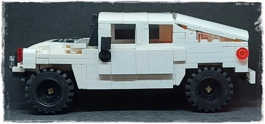 Visureigis Humvee CaDA konstravimo kaladėlės, 328 detalės