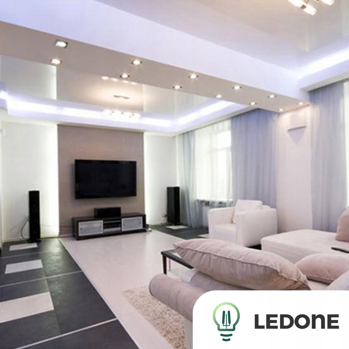 LED juosta RGBW Šiltai balta Šaltai balta Rinkinys 5m Su pulteliu Maitinimo blokas 5050 12V CE