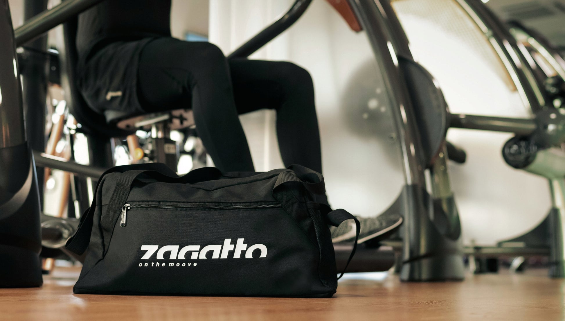 Juodas lengvas sportinis kelioninis krepšys vyrams ir moterims, skirtas sporto salei ZAGATTO