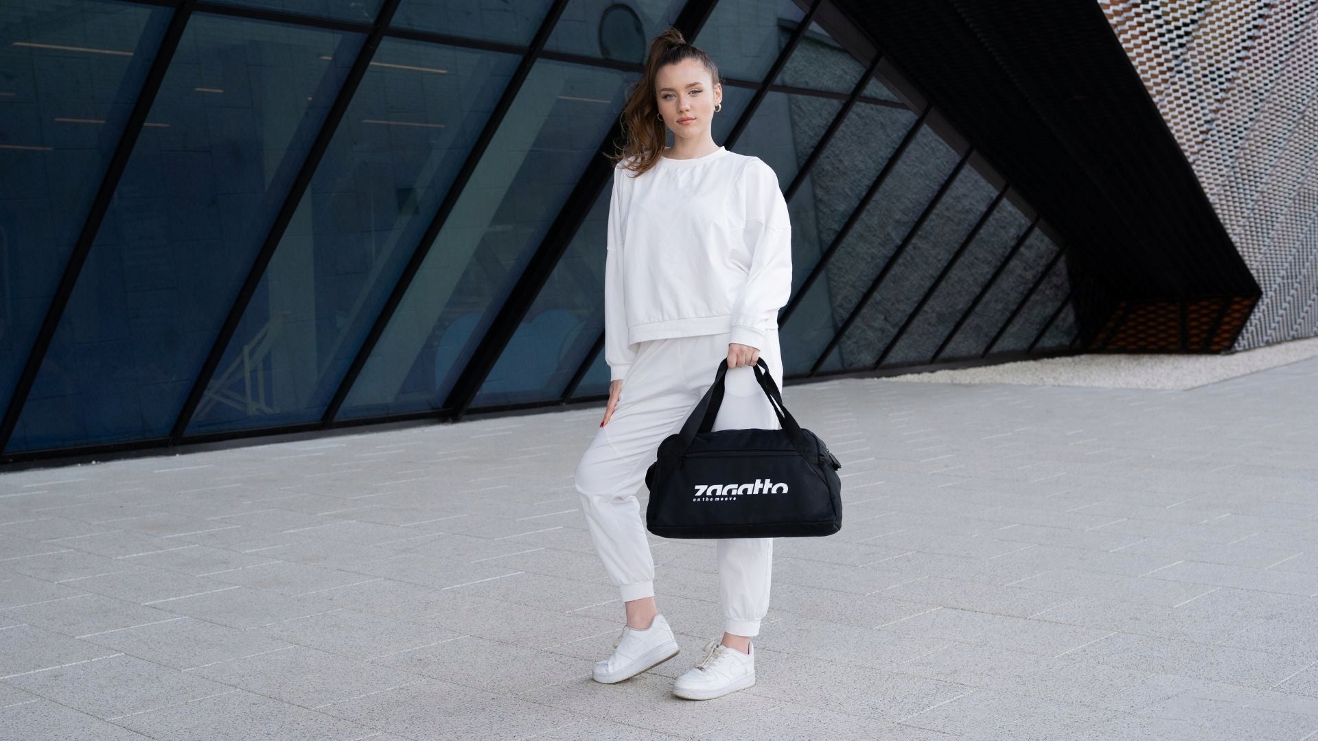 Juodas lengvas sportinis kelioninis krepšys vyrams ir moterims, skirtas sporto salei ZAGATTO