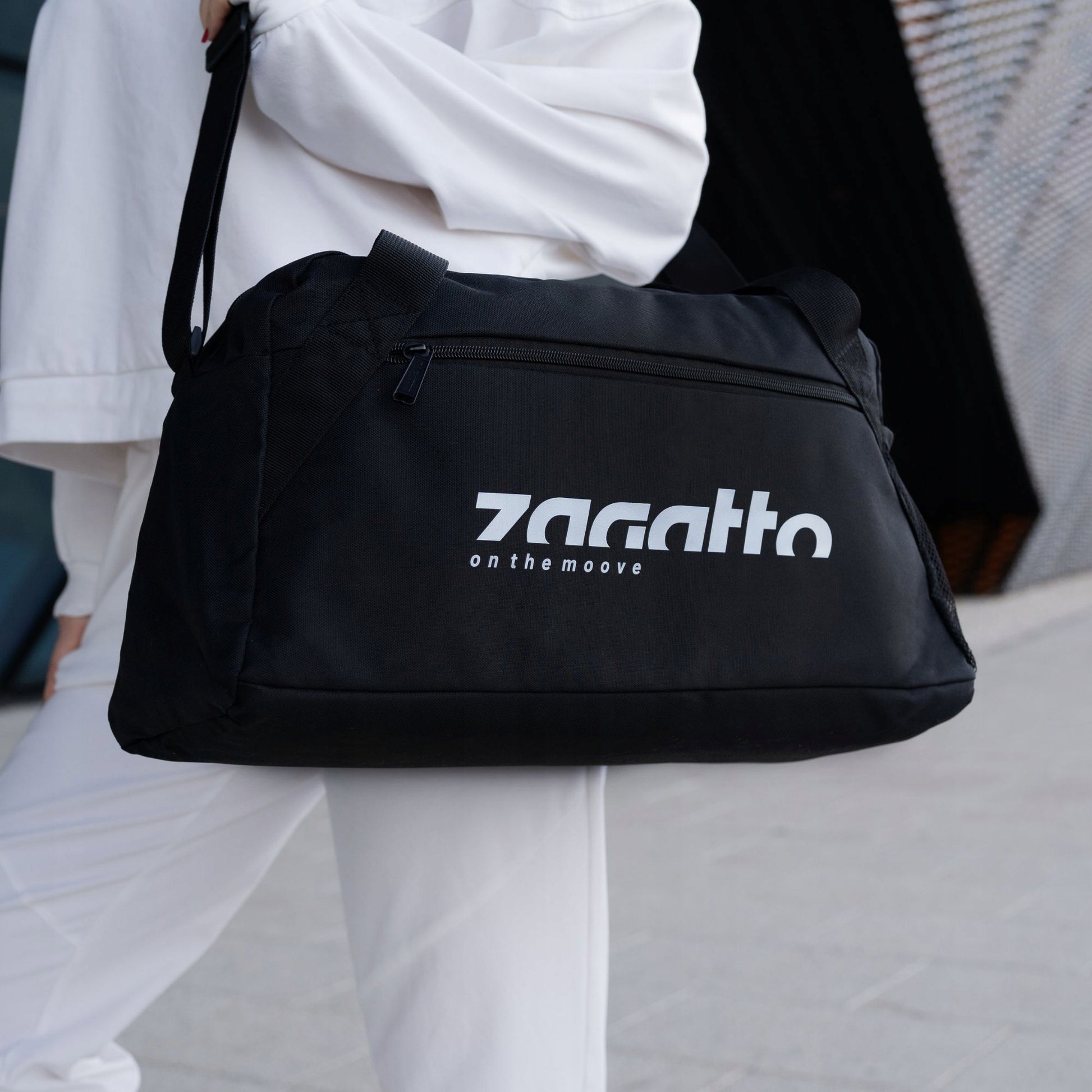 Juodas lengvas sportinis kelioninis krepšys vyrams ir moterims, skirtas sporto salei ZAGATTO