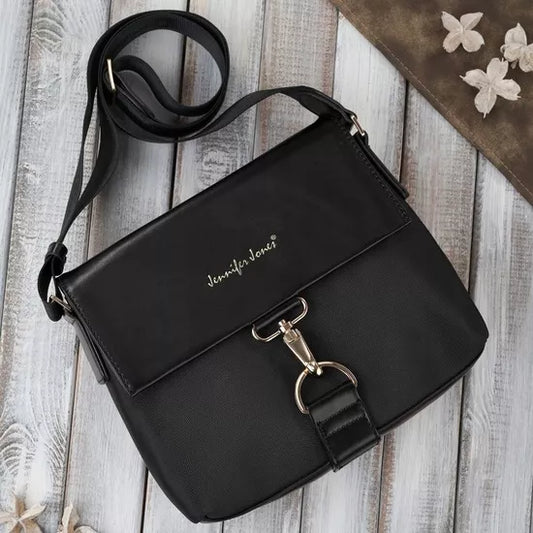 Maža juoda moteriška rankinė ant peties su aukso detalėmis