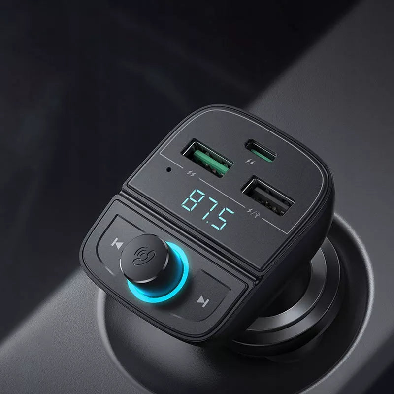 FM MP3 siųstuvas automobiliui, įkroviklis 3xUSB juodas