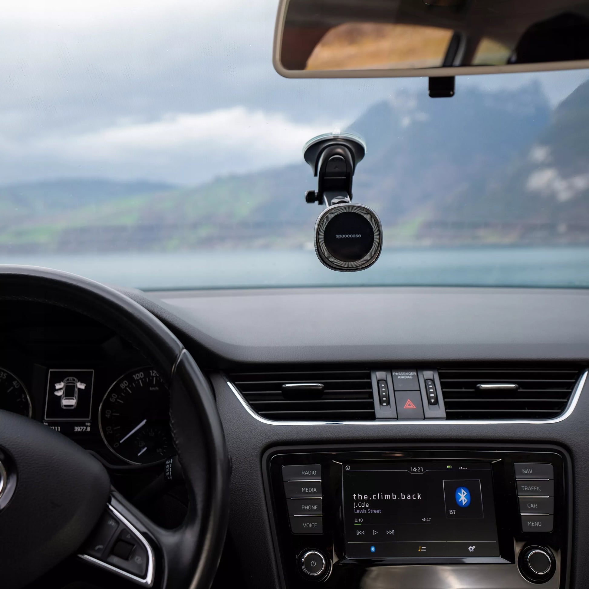 MagSafe magnetinis automobilio laikiklis – montavimui ant stiklo