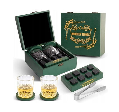 Whiskey dovanų rinkinys – taurės, atšaldymo akmenukai ir elegantiška medinė dėžutė