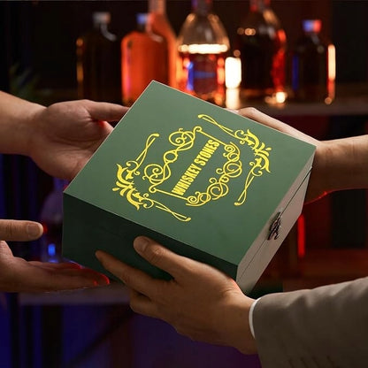 Whiskey dovanų rinkinys – taurės, atšaldymo akmenukai ir elegantiška medinė dėžutė