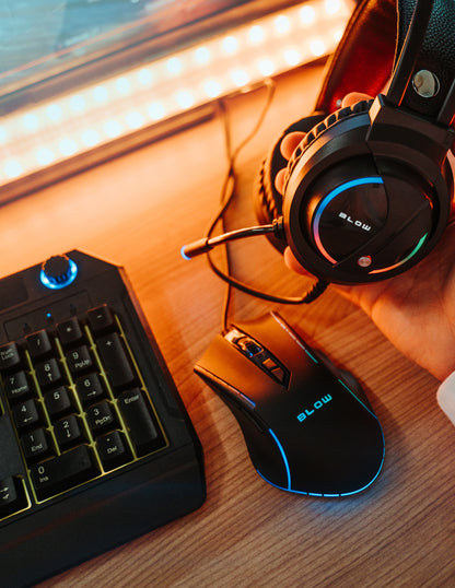 Žaidimų rinkinys žaidėjams: Klaviatūra, pelė, ausinės RGB LED 4-in-1