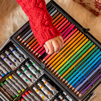 Tapymo ir piešimo rinkinys vaikams: kreidelės, dažai, flomasteriai, pastelės, lagaminas