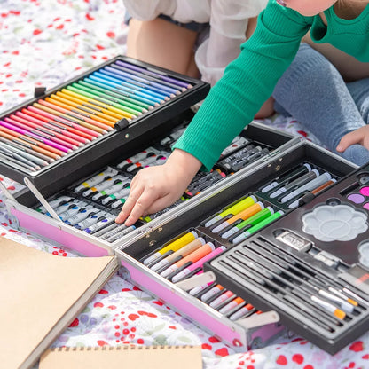 Tapymo ir piešimo rinkinys vaikams: kreidelės, dažai, flomasteriai, pastelės, lagaminas
