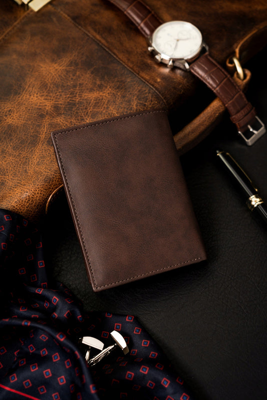 Dovanų rinkinys: rudas piniginė ir diržas iš ekologinės odos Rovicky