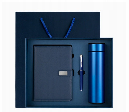 Mėlynas termopuodelio ir užrašinės dovanų rinkinys Kalėdoms ir dovanoms