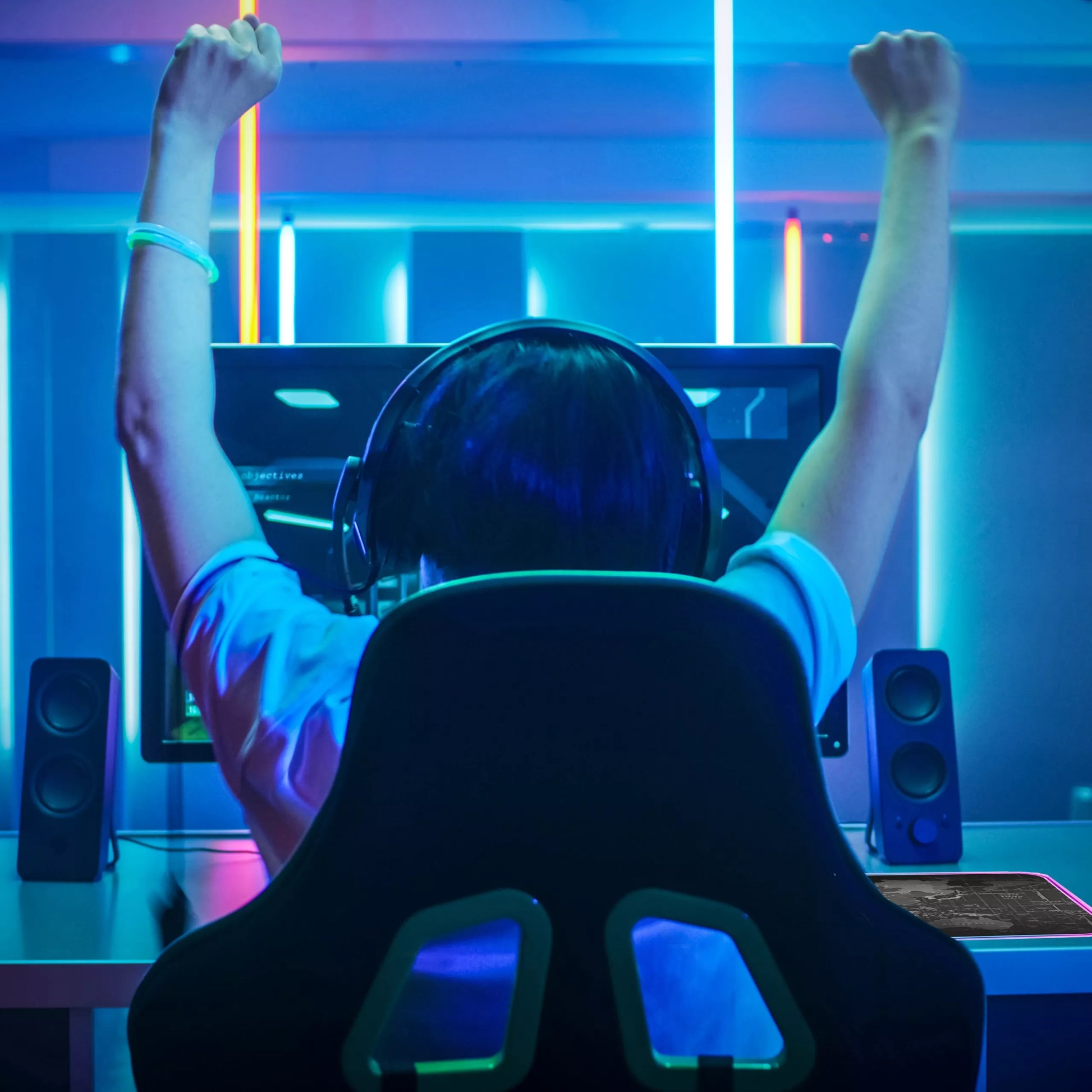 Apšviestas RGB žaidimų pelės kilimėlis XXL 80×30 cm – LED, Pasaulio žemėlapis