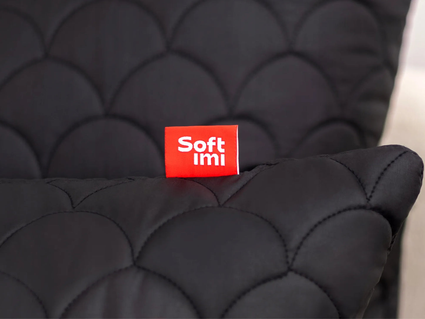 Antialerginė pagalvė 2x40x60 miegui su užtrauktuku, dygsniuota, juoda, pagaminta Lenkijoje