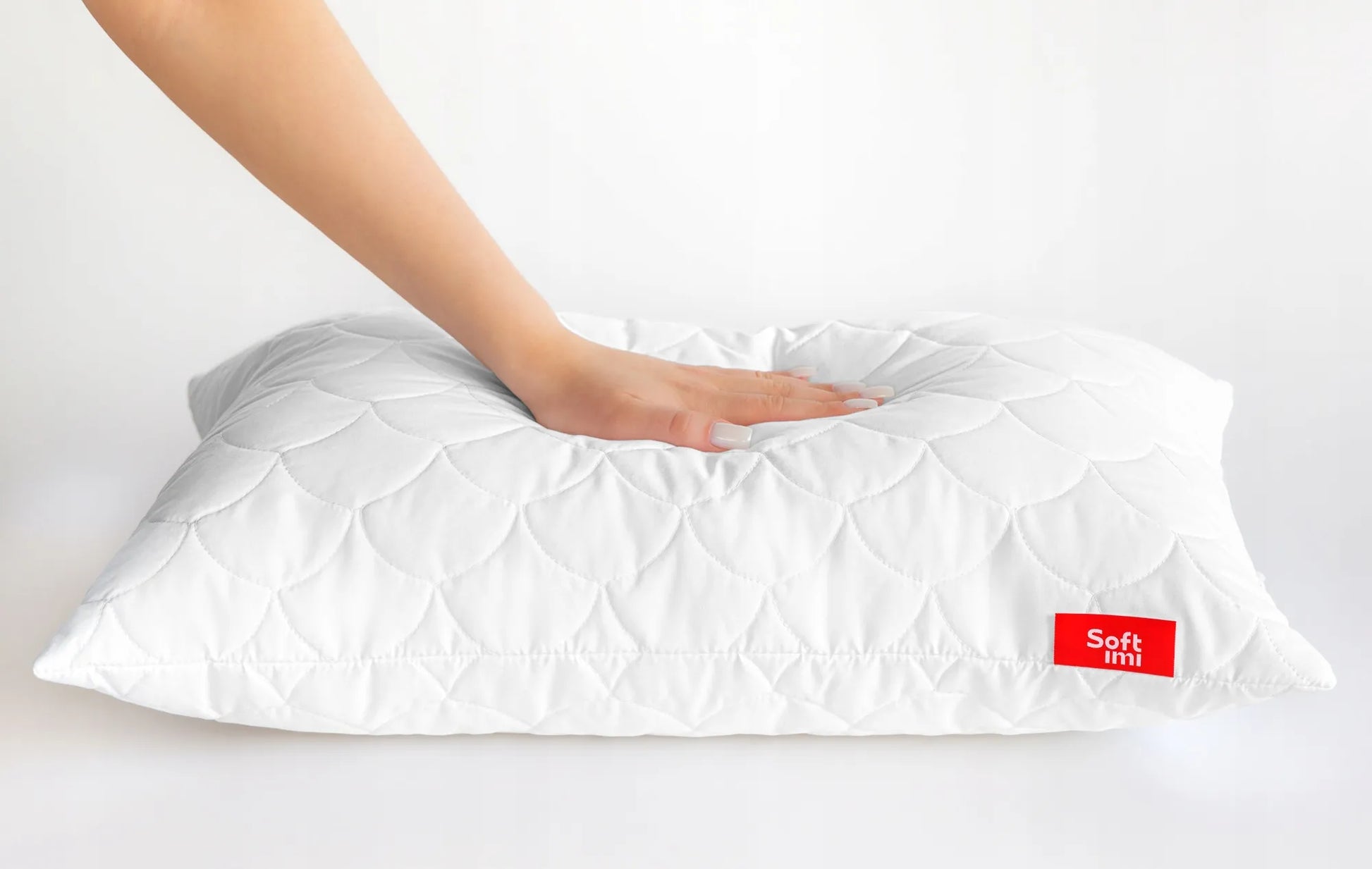Antialerginė pagalvė 30x30 cm miegui, dygsniuota, stora, su užtrauktuku, balta