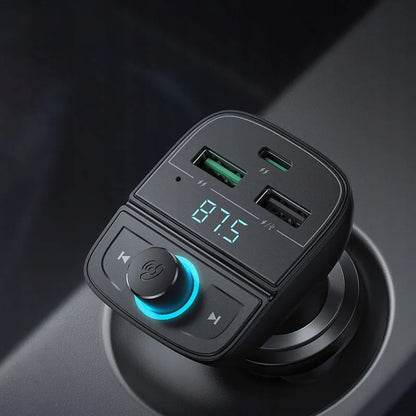 Automobilinis FM siųstuvas UGREEN Bluetooth laisvų rankų įranga su USB ir USB-C QC