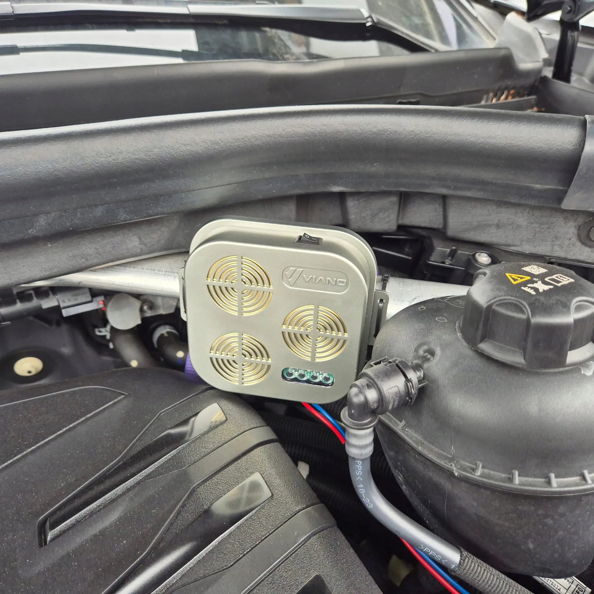 Automobilinis graužikų ir kiaunių atbaidiklis VIANO POWER-STROB
