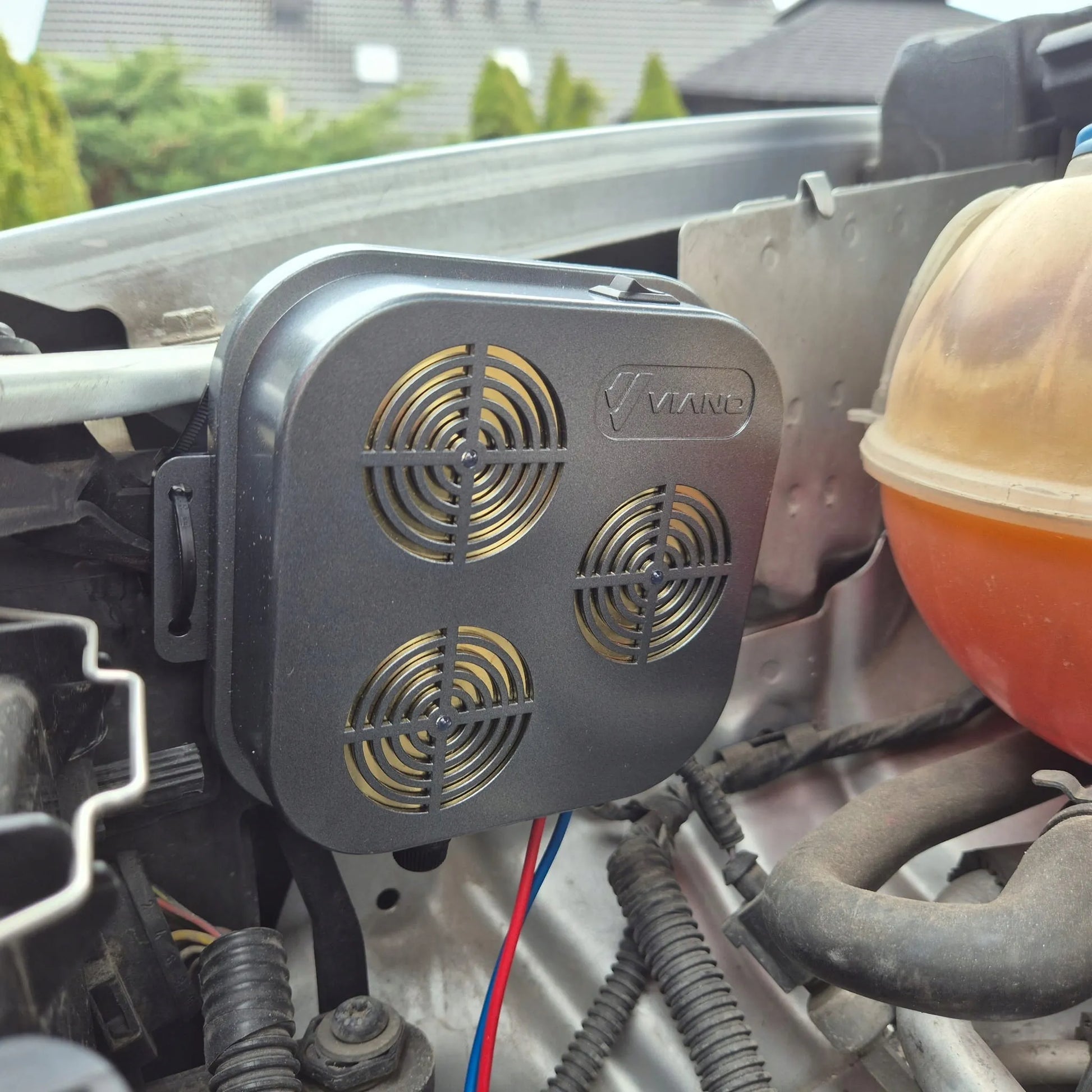 Automobilinis graužikų, kiaunių, žiurkių ir pelių atbaidiklis VIANO POWER-LED