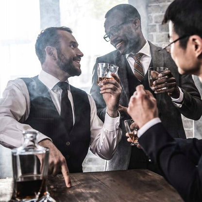 Viskio rinkinys dėžutėje – dovana gimtadieniui 18-99