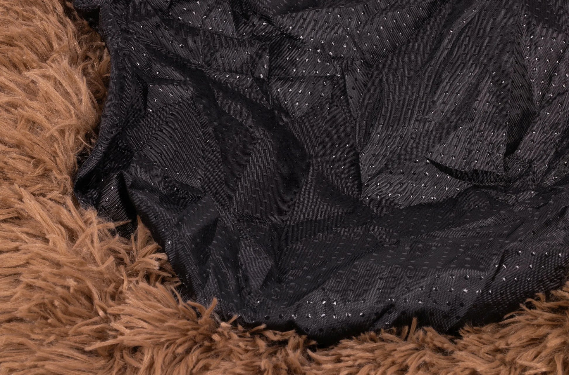 BB-Shop Shaggy pliušinė guolių vieta šunims ir katėms, 60 cm – minkšta ir neslystanti