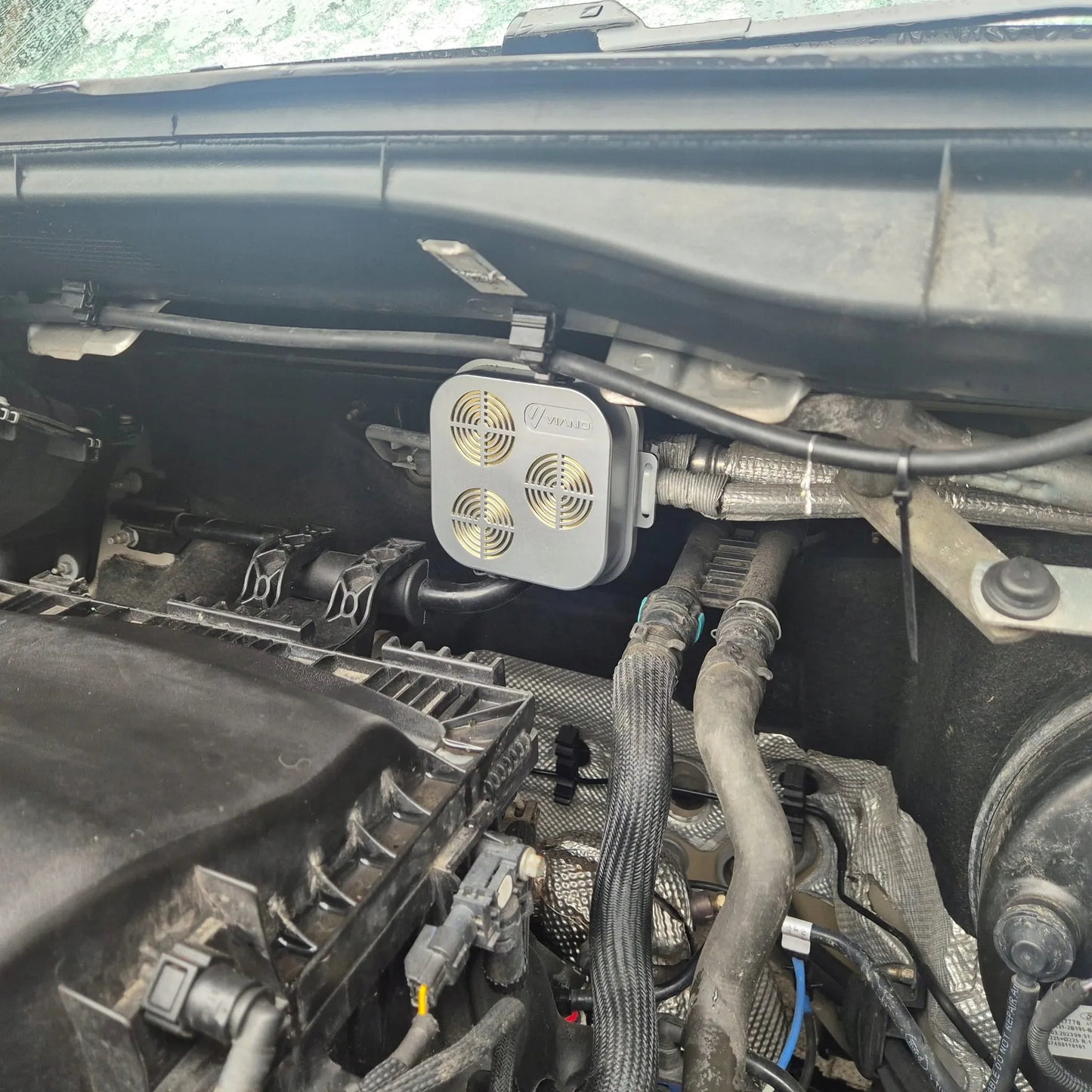 Belaidis automobilių graužikų ir kiaunių atbaidiklis VIANO Power