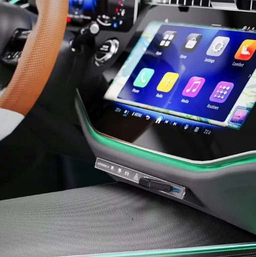 Belaidis mini USB / USB-C adapteris "CarPlay" ir "Android Auto" sistemoms, skirtas "iPhone" bei "iOS" įrenginiams
