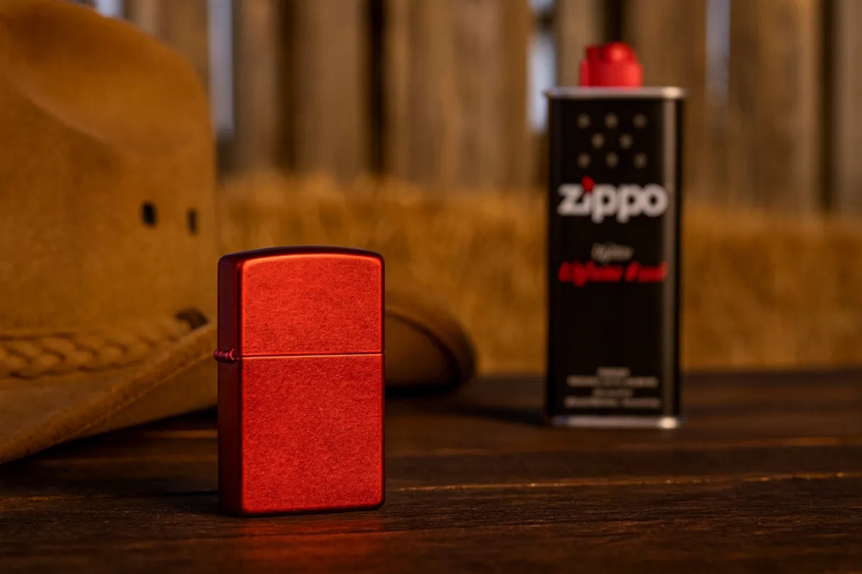 Benzininis žiebtuvėlis Zippo Candy Apple Red MT LTR 60001184, atsparus vėjui