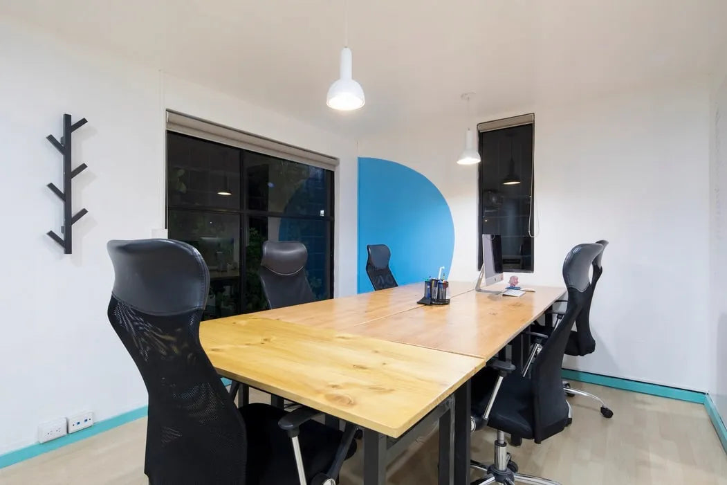 Biuro kėdė sukamoji Sofotel Sydney juoda