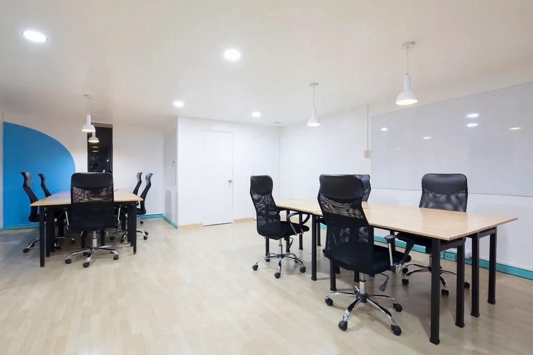 Biuro kėdė sukamoji Sofotel Sydney juoda