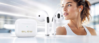 BLOW i15 belaidės į ausis įstatomos „Bluetooth“ ausinės su mikrofonu ir įkrovimo dėklu