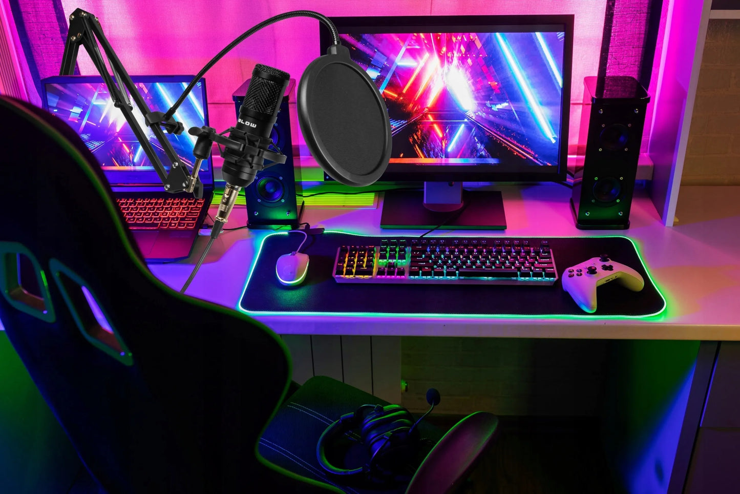 BLOW studijinis kondensatorinis žaidimų mikrofonas su stovu ir USB jungtimi