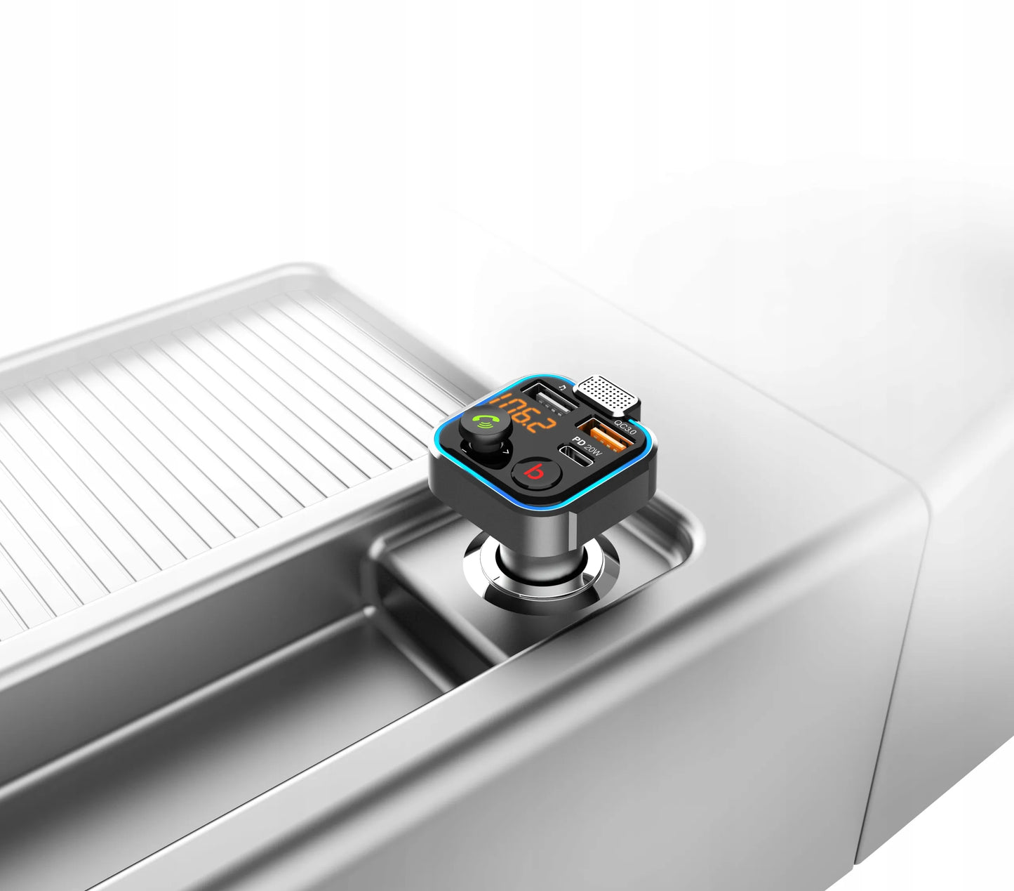 BLUETOOTH 5.0 FM siųstuvas, USB PD 20W QC 3.0 kroviklis, BASS, galingas mikrofonas