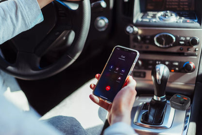 BLUETOOTH 5.3 FM siųstuvas QC 3.0 PD30W stiprus bosas įkroviklis mikrofonas