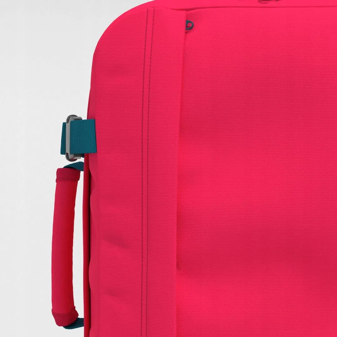 CabinZero rankinio bagažo kuprinė skirta Wizzair