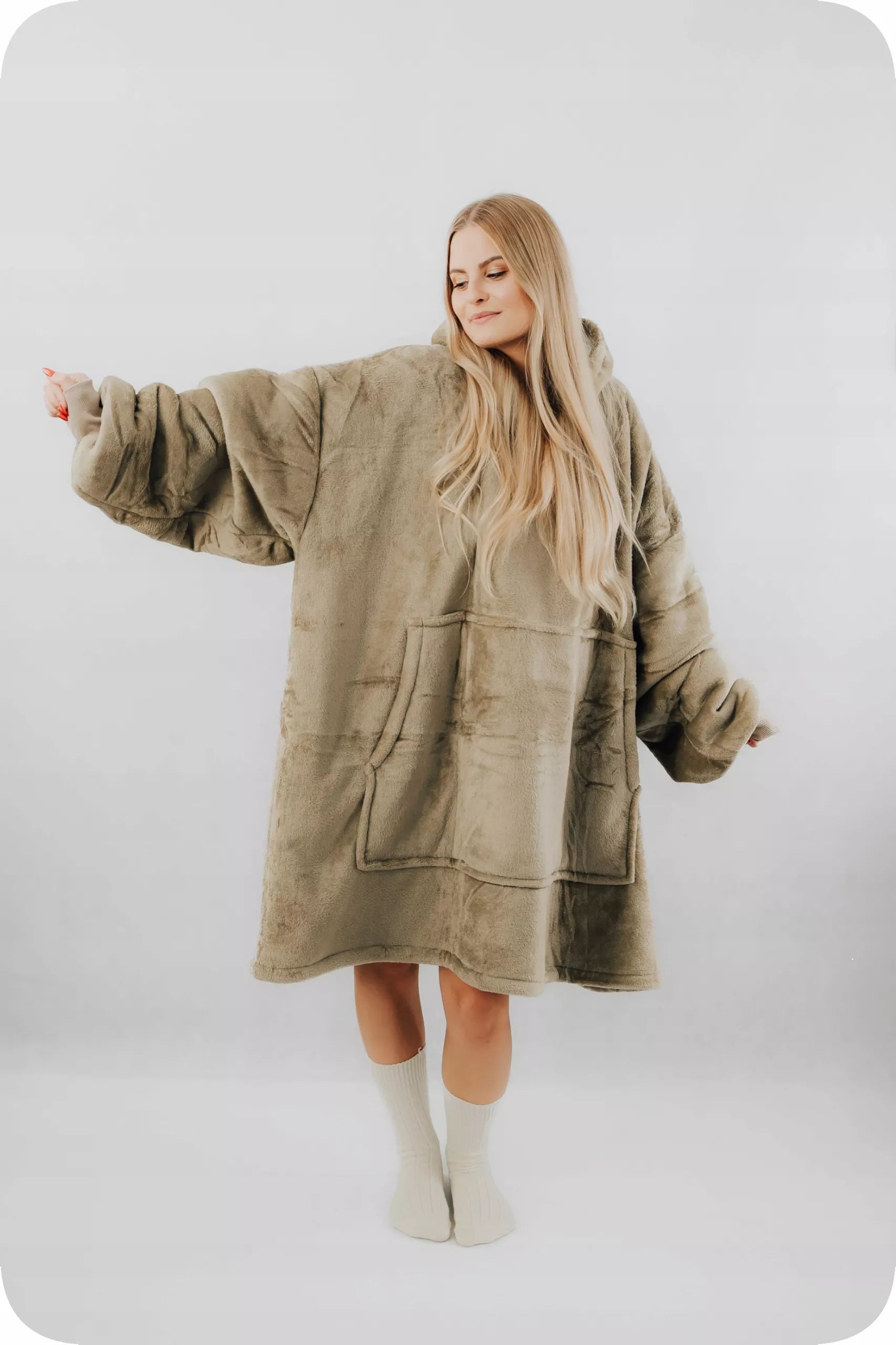 „Comfy Moment“ "Sherpa“ džemperis/pledas, "beige" – storas, purus, "oversize" stiliaus