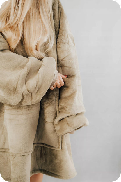 „Comfy Moment“ "Sherpa“ džemperis/pledas, "beige" – storas, purus, "oversize" stiliaus